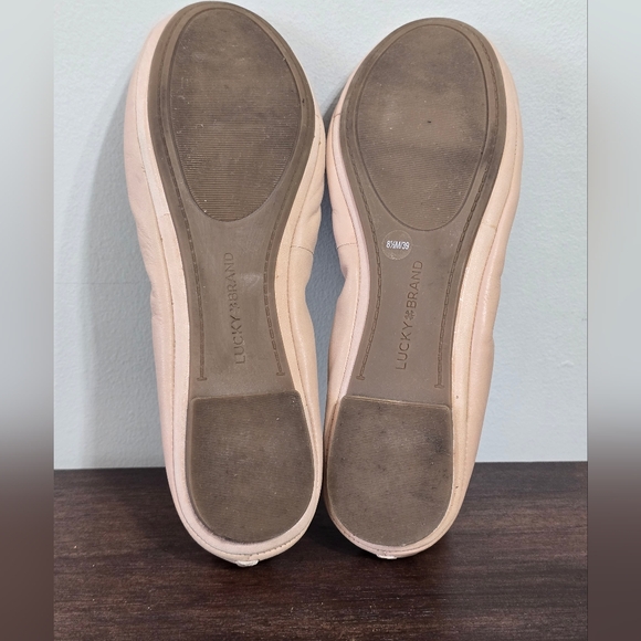 Lucky Brand Women's Emmie Pale Beige Ballet Flat Size 8.5M - Picture 11 of 12